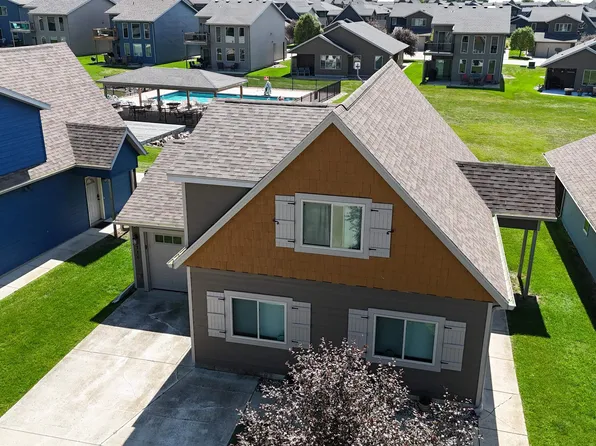 290 240th Ave #110, Arnolds Park, IA 51331