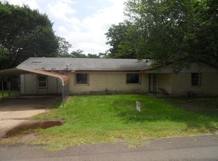 407 McEntire Rd, Trinidad, TX 75163