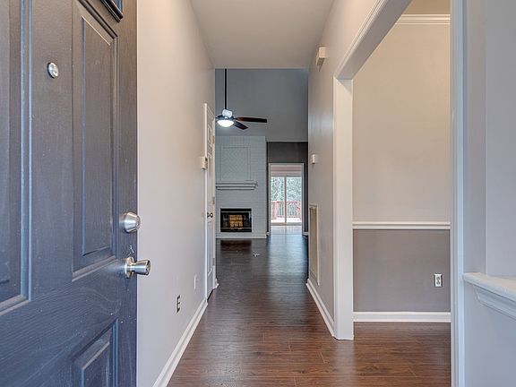 4th image of 813 Rockwood Dr