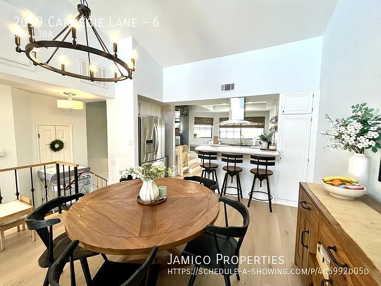 2019 Carnegie Ln #6 — Photo 15