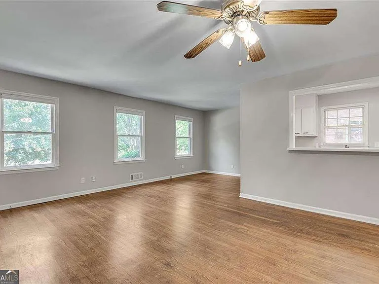 799 Marstevan Dr NE — Photo 40