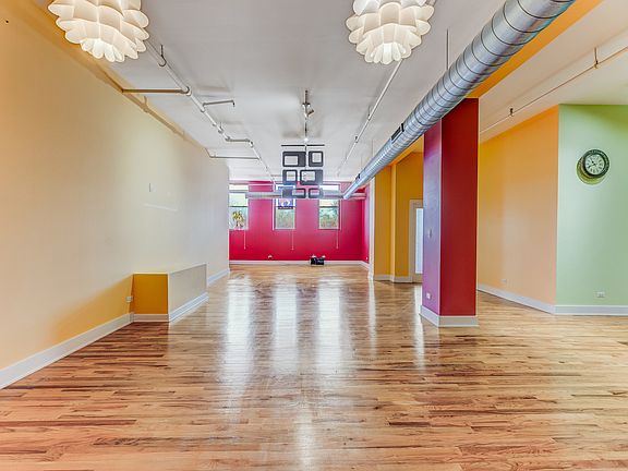 3rd image of 4807 S Ashland Ave APT 303