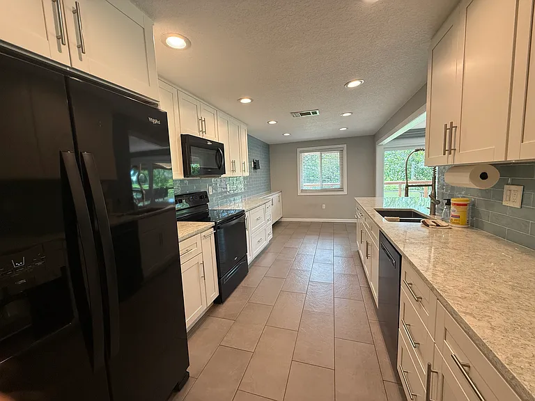 323 Sweetgum Ct — Photo 24