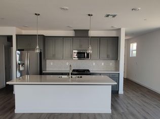 1010 Pipit St, Lathrop, CA 95330