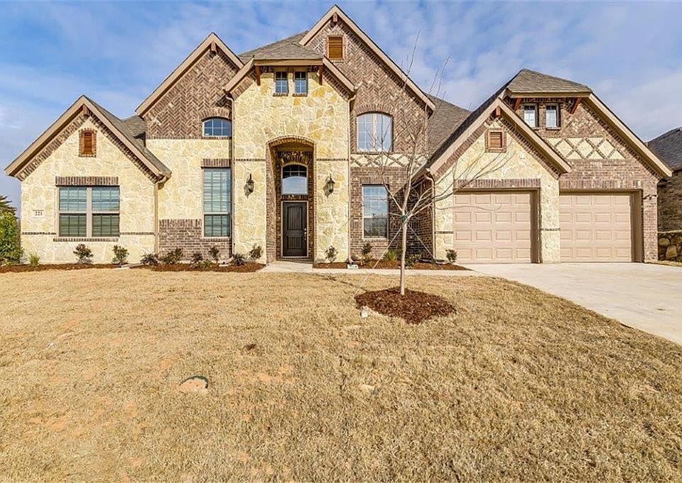 1st image of 221 Hillstone Dr