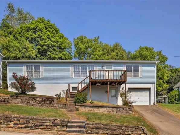 423 Penn Ave, Leechburg, PA 15656