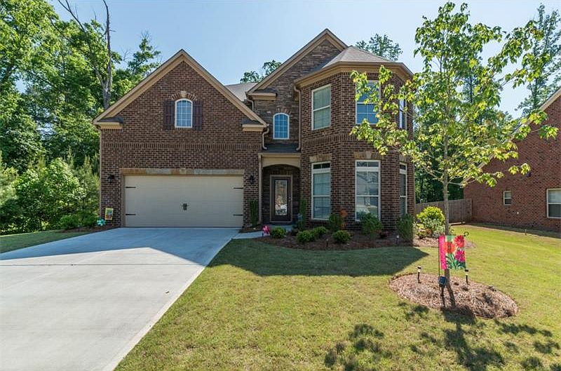 1st image of 2798 Molly Dr