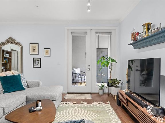 4th image of 1000 Providence Pl APT 220