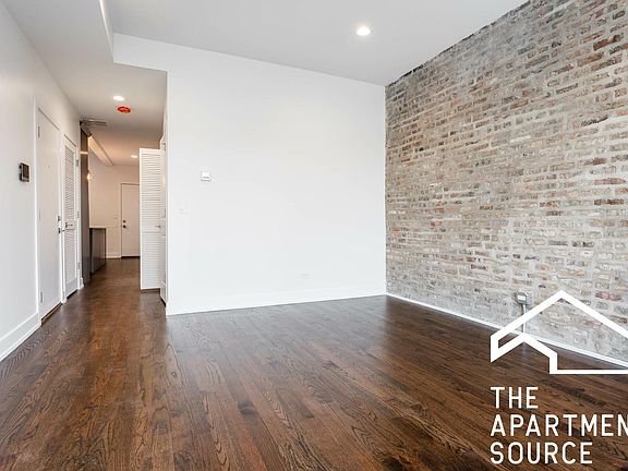 4th image of 2713 N Lawndale Ave #2F
