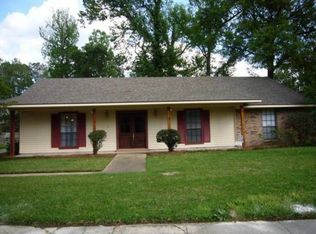 1414 Twisted Oak Ln, Baton Rouge, LA 70810