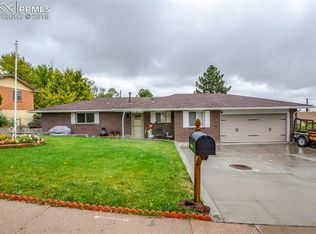 537 Crestridge Ave, Colorado Springs, CO 80906