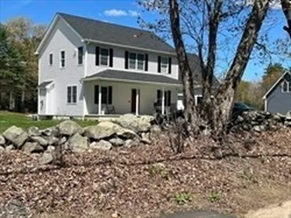 40 Munsell St, Belchertown, MA 01007