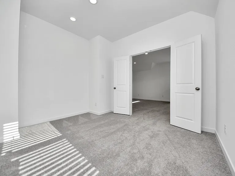27443 Sunterra Village Dr — Photo 36