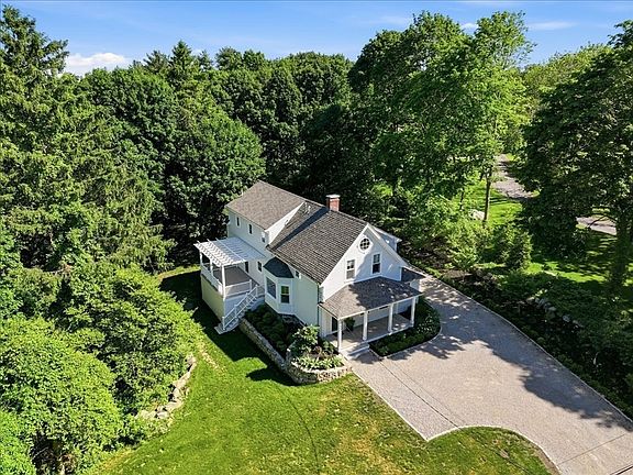 2nd image of 50 Pond St