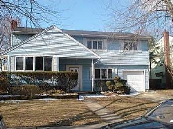 2nd image of 1 Meadow Rd