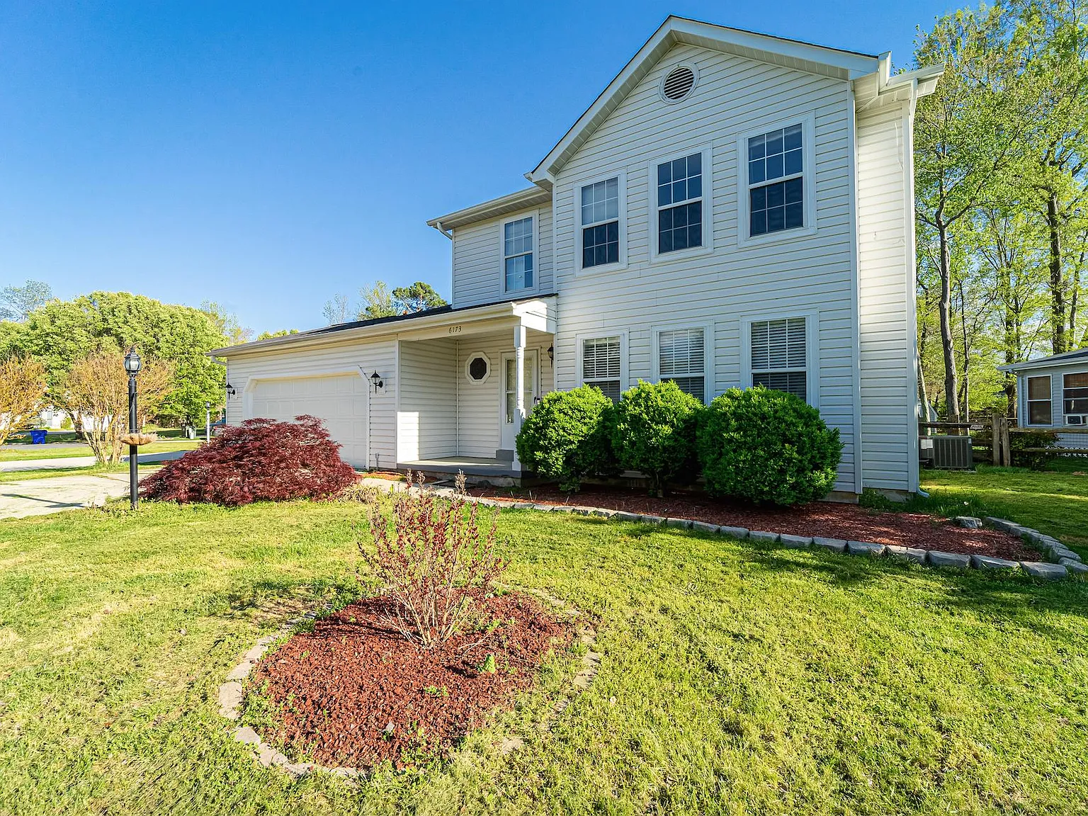 3 bed, 2.5 bath, 1764 sqft, $2,850 — Photo 1