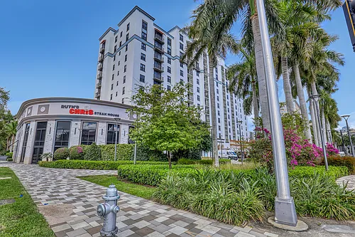 651 Okeechobee Blvd #403 Photo 1