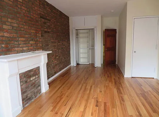 Rented by Space Real Estate | media 15