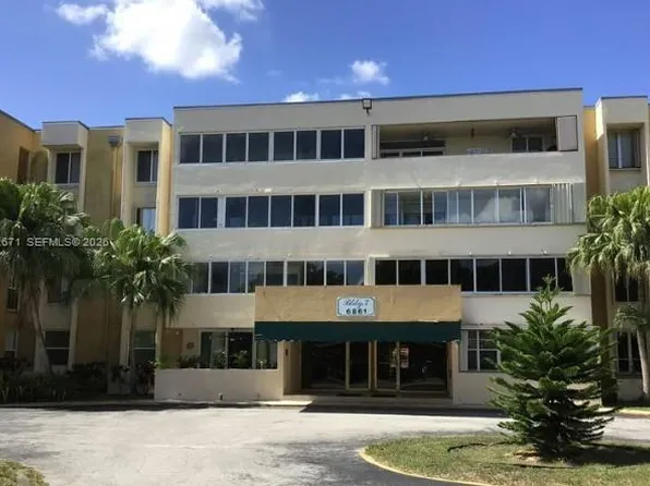 6861 SW 147th Ave APT 3G, Miami, FL 33193