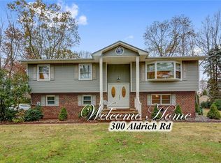 300 Aldrich Rd, Howell, NJ 07731