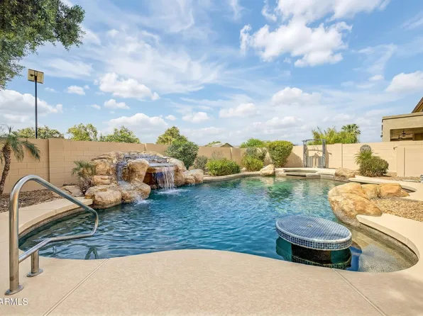 3907 E INDIGO BAY Drive, Gilbert, AZ 85234