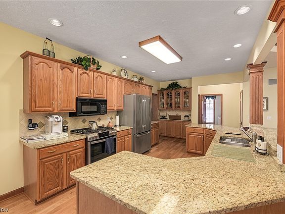 5th image of 448 Regatta Dr