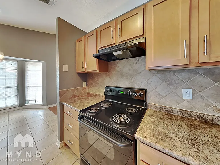 6702 Fire Hill Dr — Photo 6