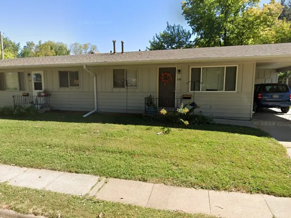 228 Lee St, Iowa City, IA 52246
