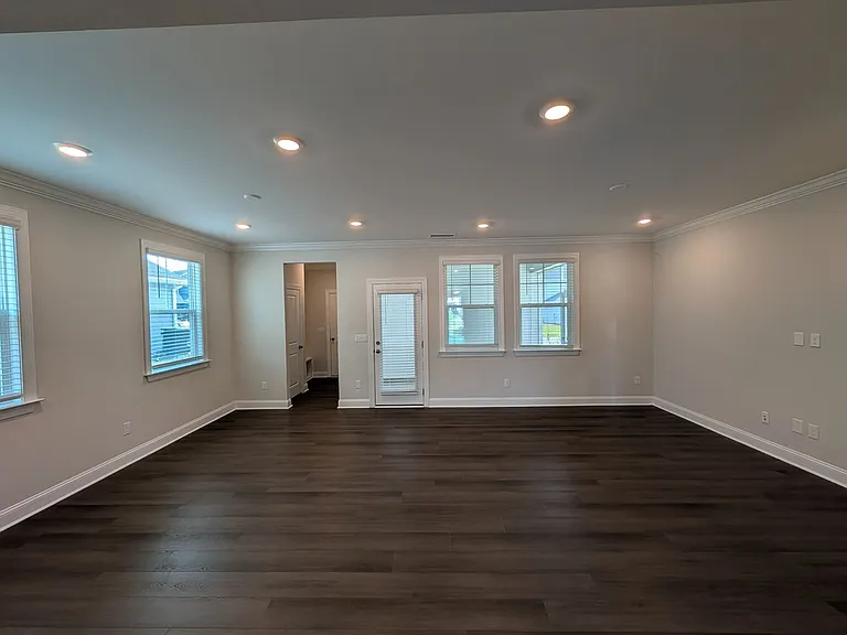 332 Canyon Springs Trl — Photo 6