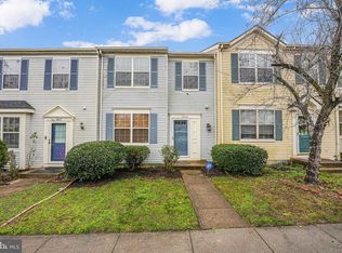 1985 Partree Ct, Woodbridge, VA 22191