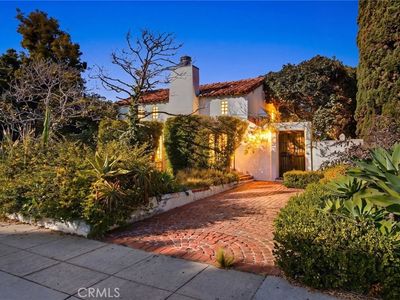 2243 Cloverfield Blvd, Santa Monica, CA, 90405