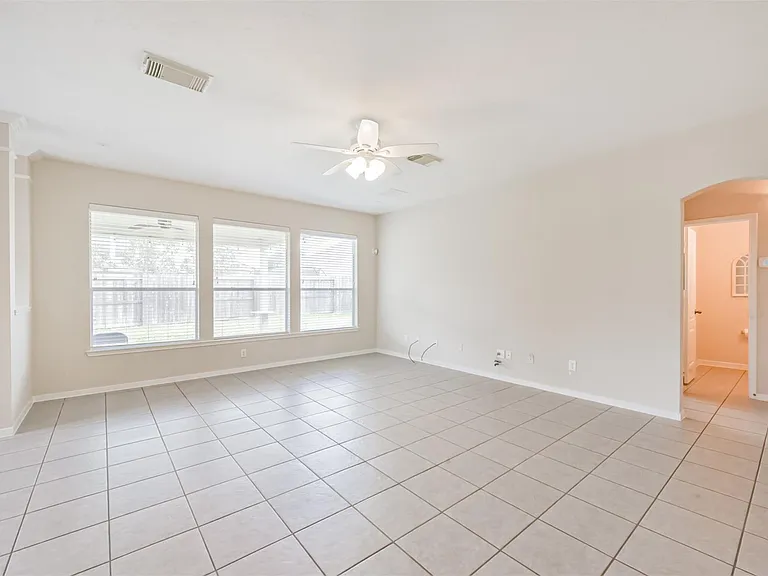 2601 Hewn Rock Way — Photo 8