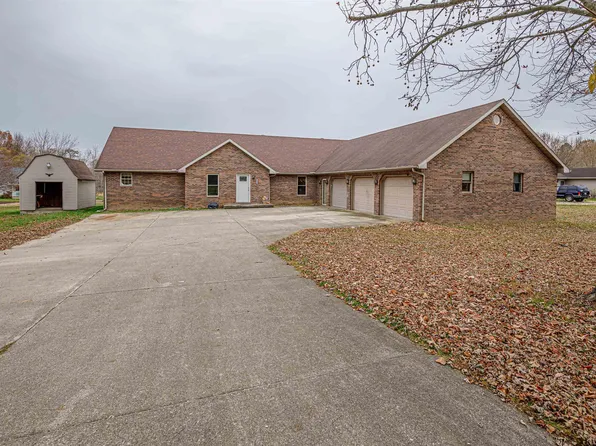 1952 S Whispering Hills Rd, Oakland City, IN 47660