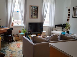 1137 S 20th St FLOOR 2, Philadelphia, PA 19146