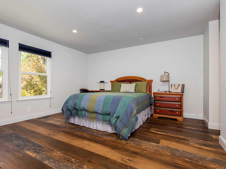 268 Frederick Dr — Photo 14