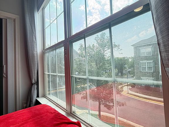 5th image of 21776 Kelsey Sq