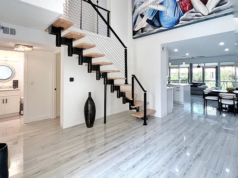 218 Old Meadow Way — Photo 4