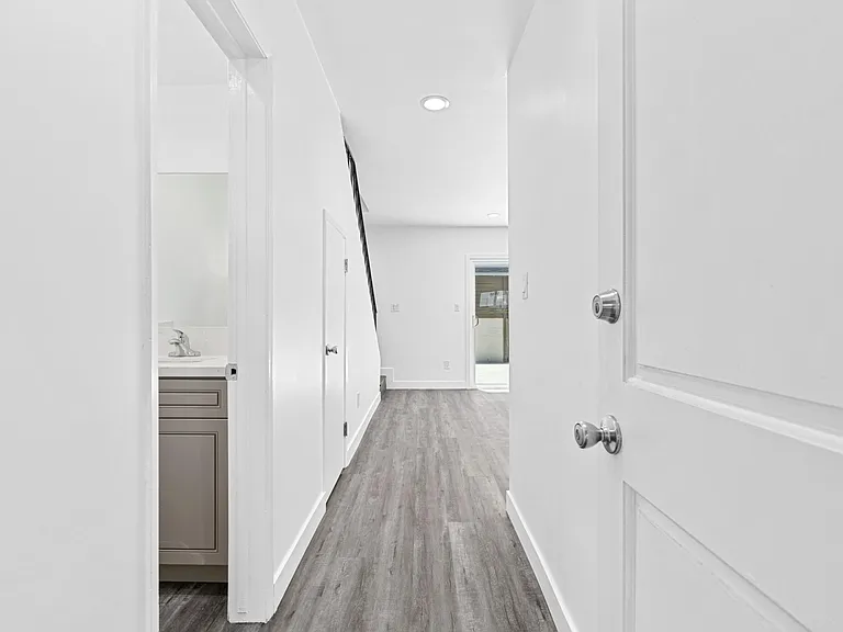 1907 Corinth Ave #2 — Photo 9