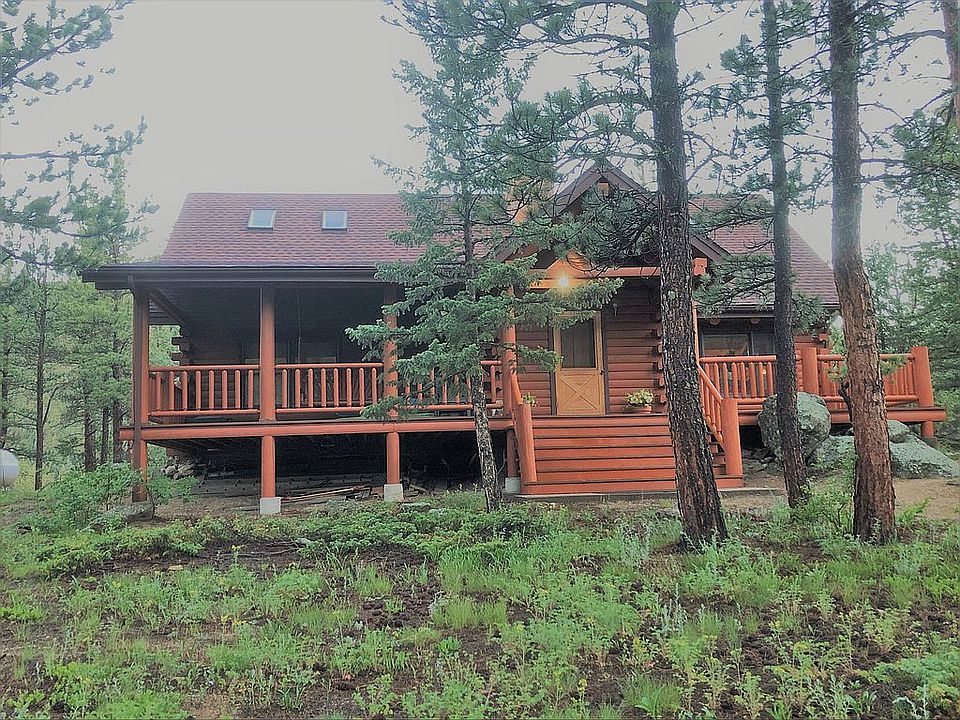 2nd image of 773 Hemlock Dr