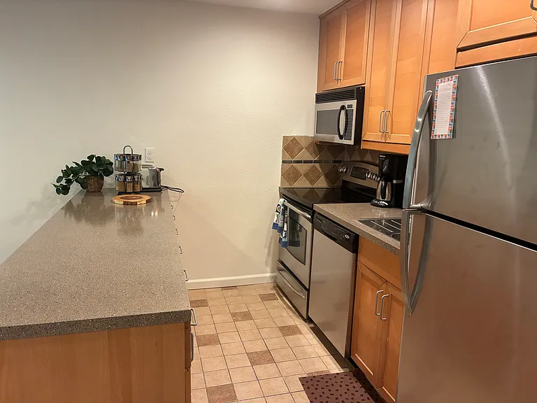 100 Kerr Pkwy #30 — Photo 5