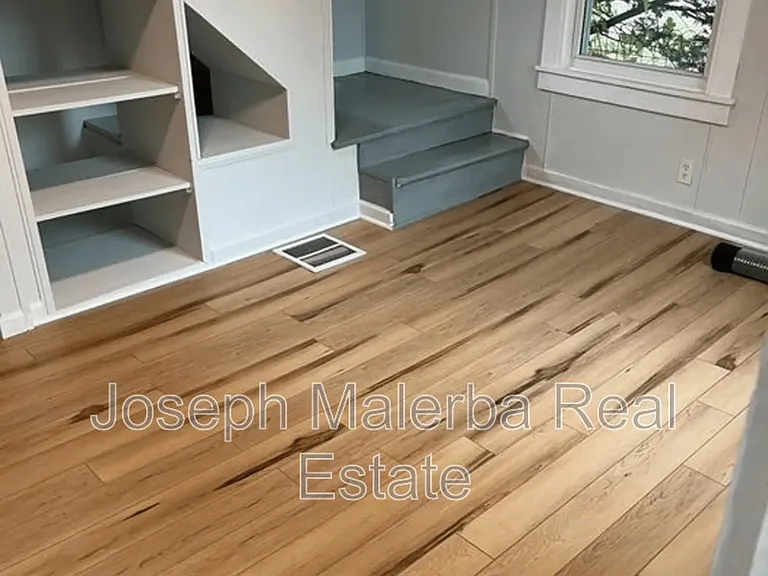 284 Ocean Ave — Photo 8