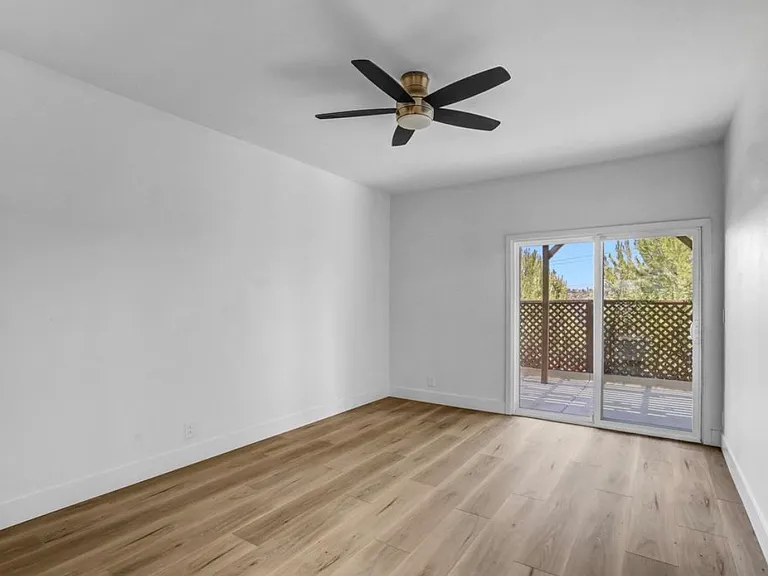 6821 Fashion Hills Blvd — Photo 14