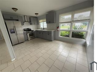 7 Sherwood Ln, Willingboro, NJ 08046