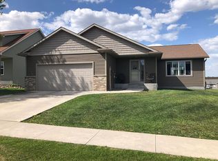 305 Luella Pl NE, Stewartville, MN 55976