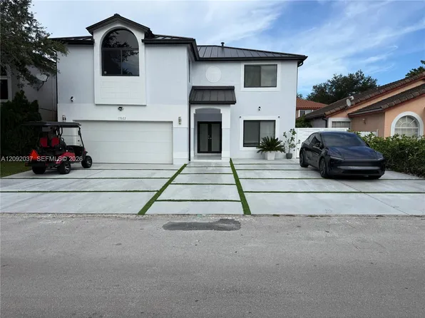 19603 NW 82nd Pl, Hialeah, FL 33015
