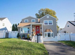 24 Harrison Pl, Parlin, NJ 08859