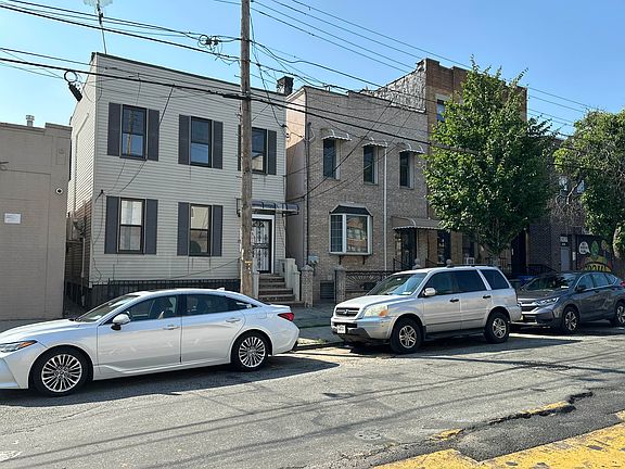 3rd image of 36-46 11th St #1