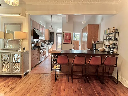 Rented by Brown Harris Stevens | media 48