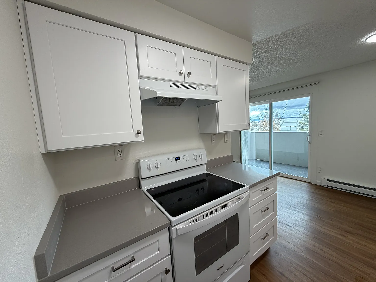 Chandler Apartments - 1 — Photo 2