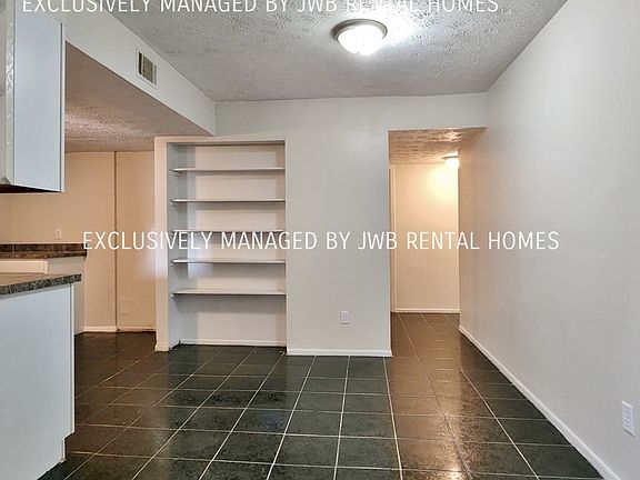 5th image of 7201 Arlington Expy APT 112